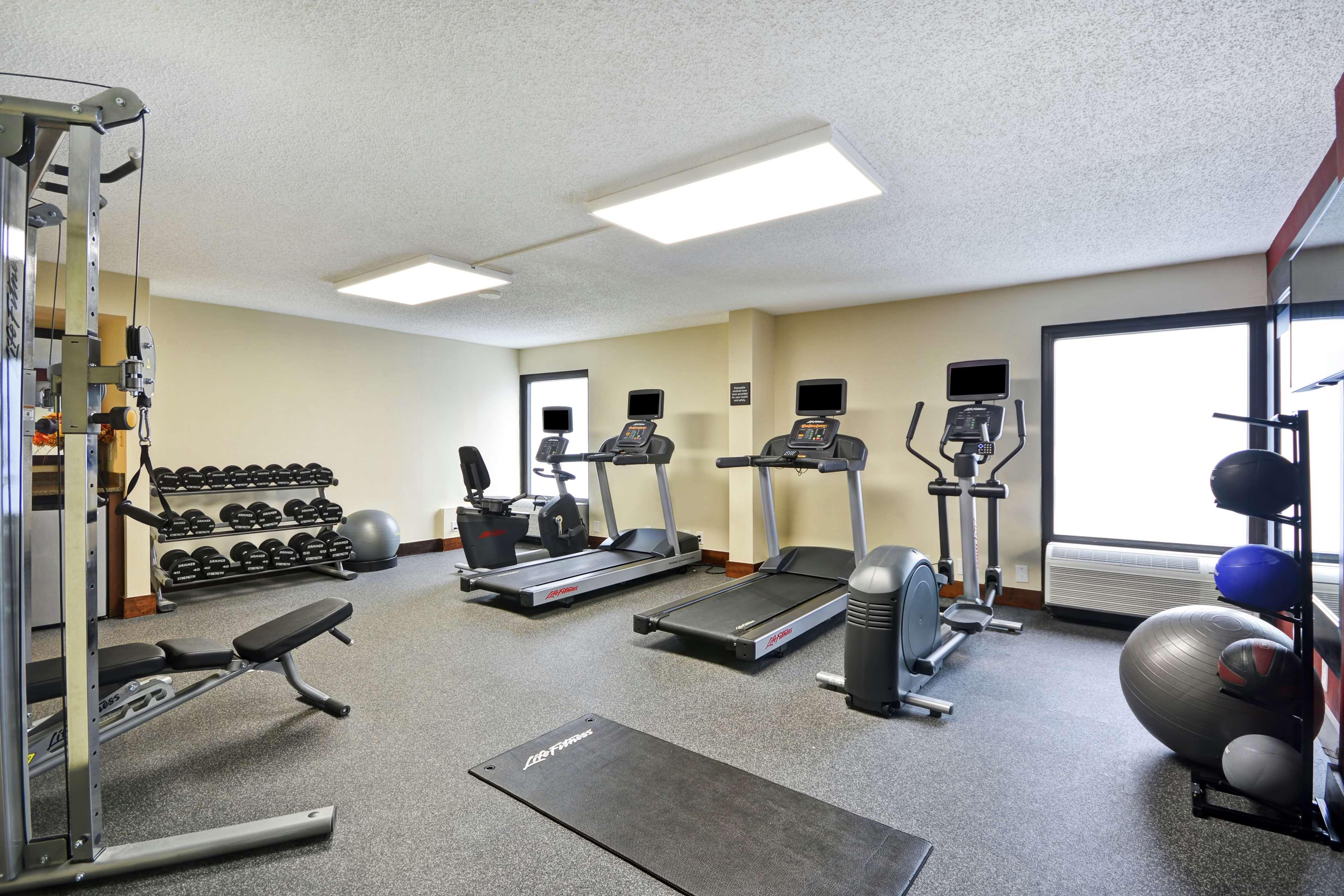 Hampton Inn Birmingham/Mountain Brook Экстерьер фото