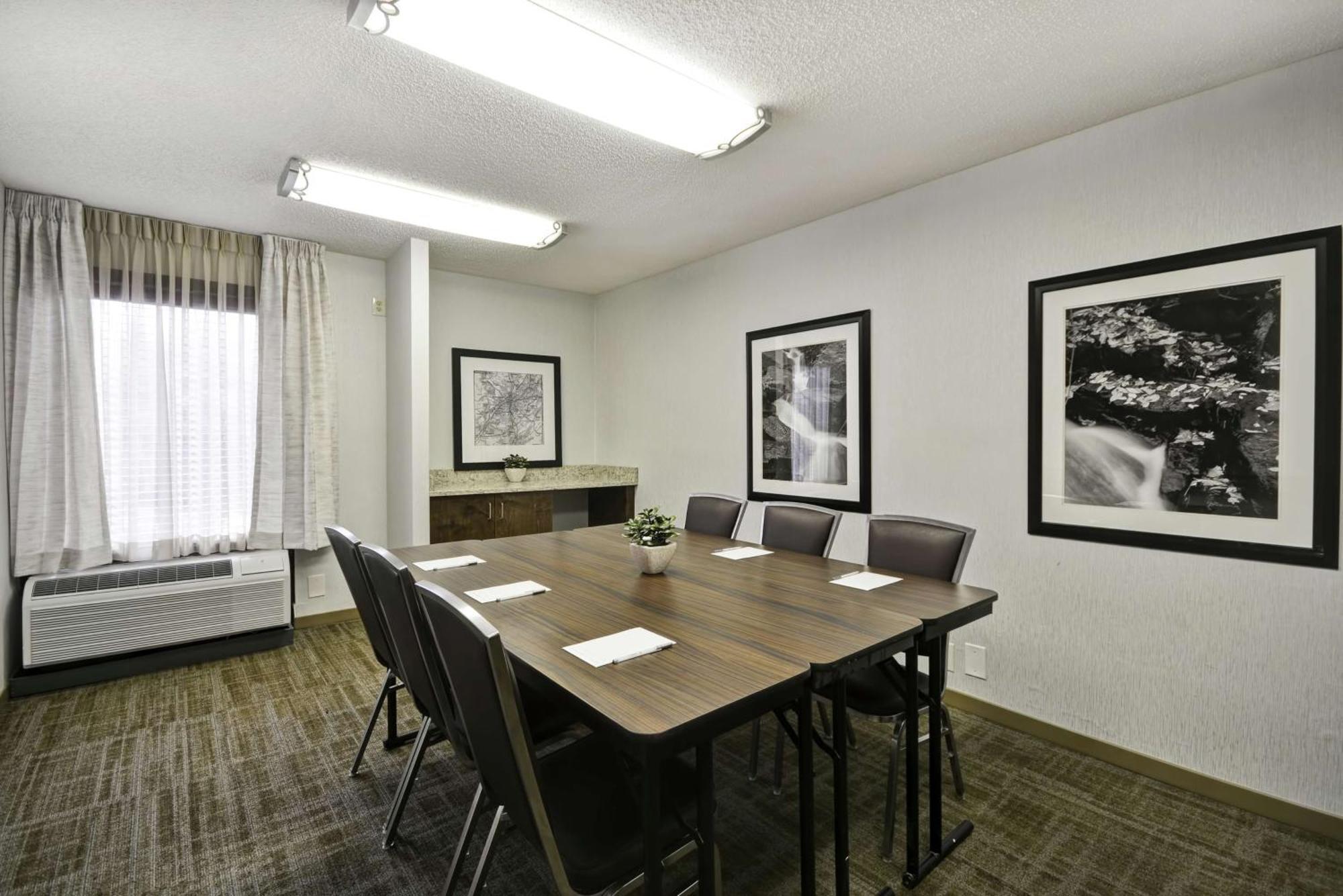 Hampton Inn Birmingham/Mountain Brook Экстерьер фото